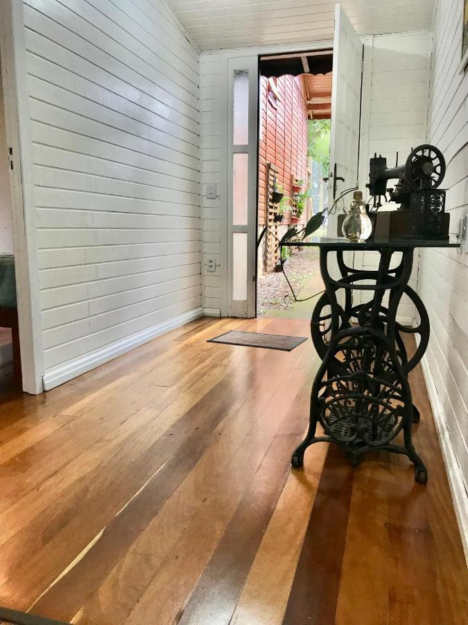 הוילה Casa Calandra Chale Colonial De Madeira Na Serra Gaucha, Canelars מראה חיצוני תמונה